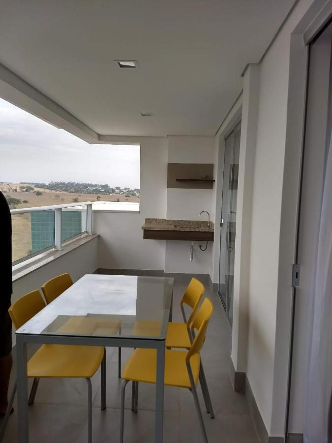 Park Em Frente Ao Thermas Dos Laranjais Appartamento Olímpia