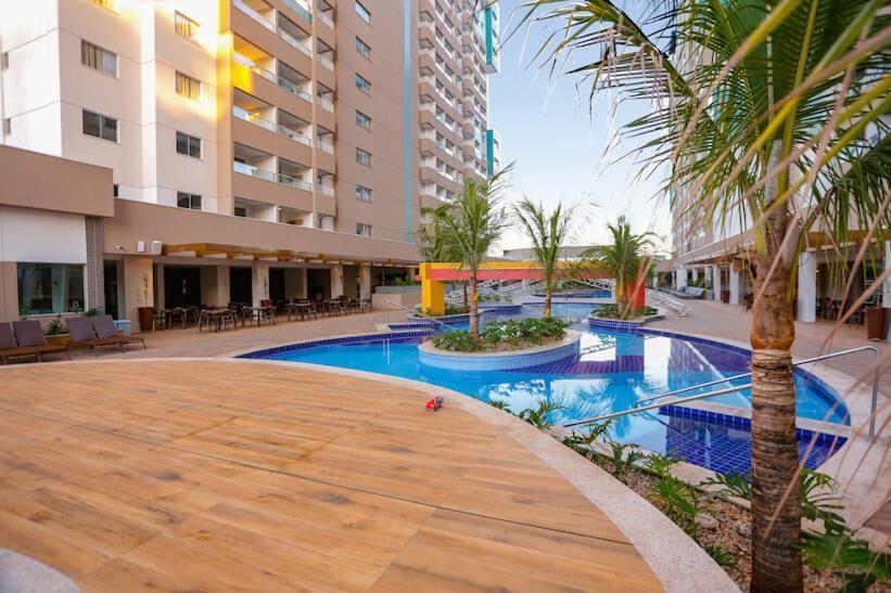 Park Em Frente Ao Thermas Dos Laranjais Apartamento *